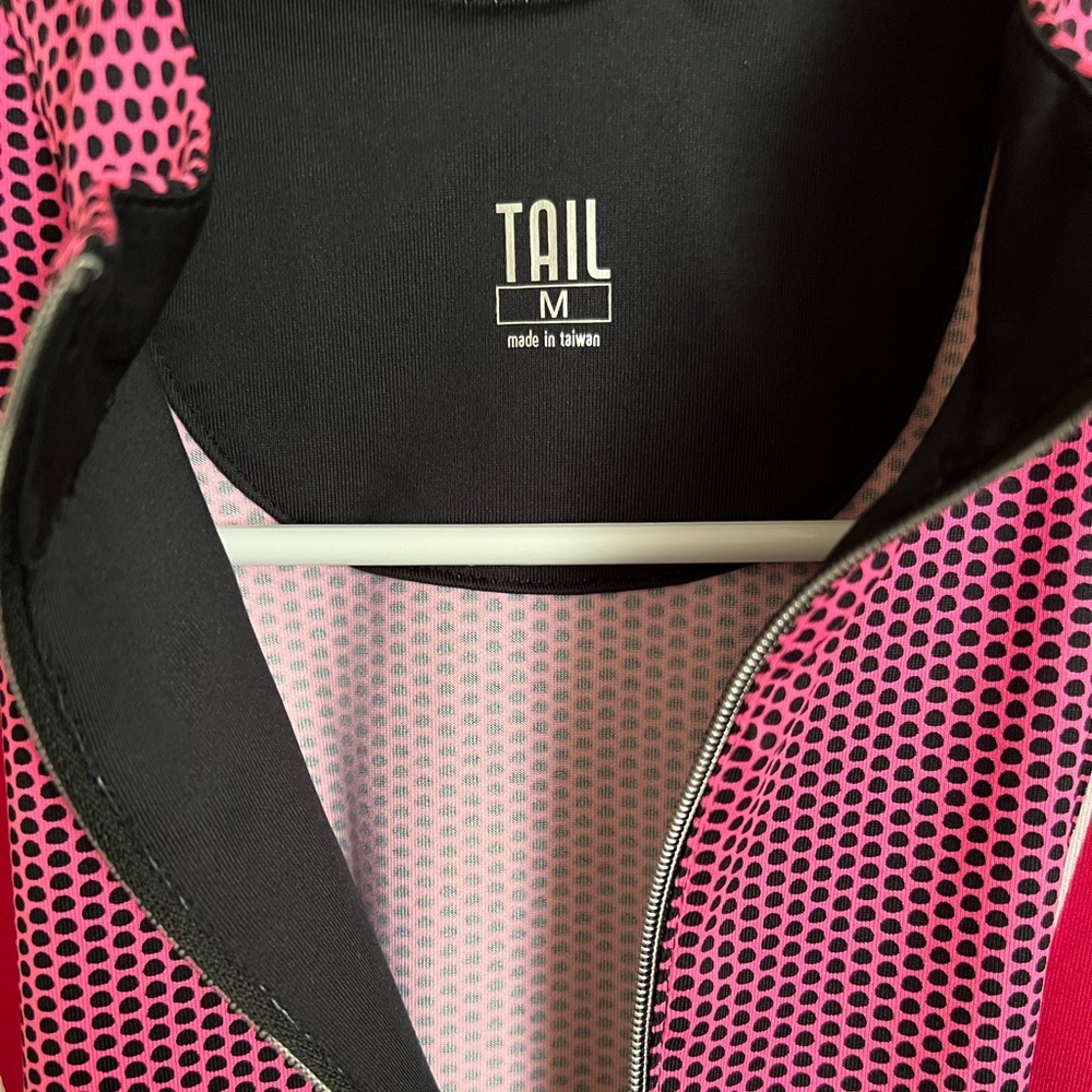 TAIL Adrianna Mini Mock Sleeveless Polo Golf Top Pink Black, M - Picture 4 of 4